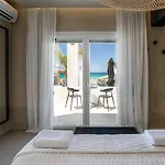 Eden Beachfront Residences & Aparthotel Kastraki (Naxos)