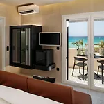 Aparthotel Eden Beachfront Residences & Kastraki (Naxos)