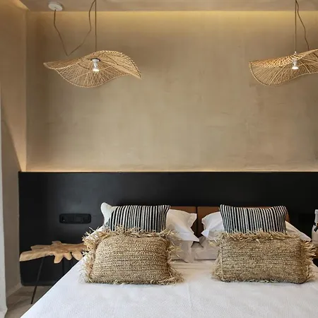 Eden Beachfront Residences & Kastraki (Naxos)