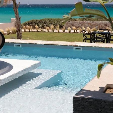 Eden Beachfront Residences & 4*