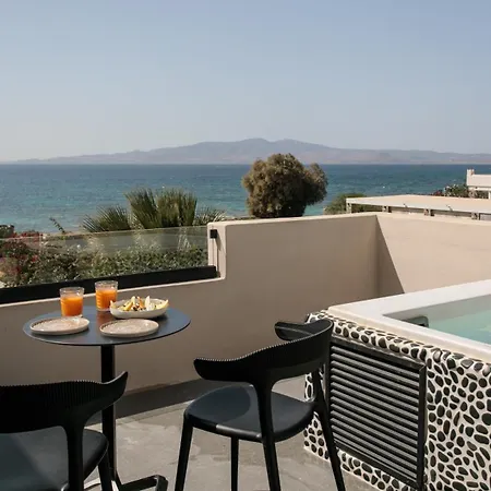 Aparthotel Eden Beachfront Residences & Kastraki (Naxos)