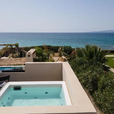 Eden Beachfront Residences & Aparthotel
