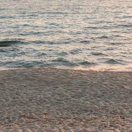 Eden Beachfront Residences & *