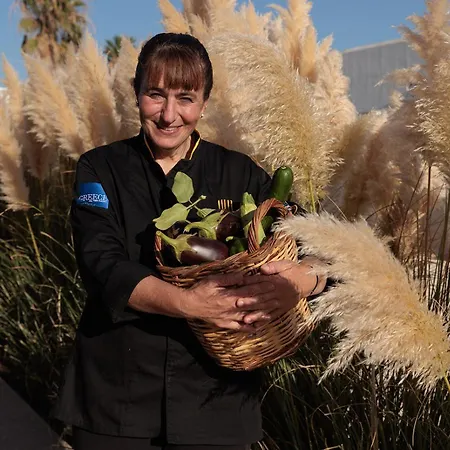 Apart Otel Eden Beachfront Residences & Kastrákion