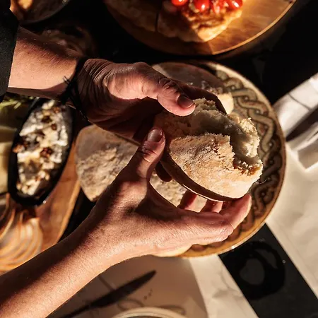 Eden Beachfront Residences & Appart hôtel 4*