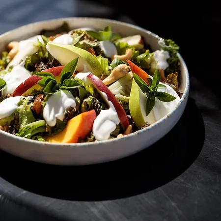 Eden Beachfront Residences & Appart hôtel