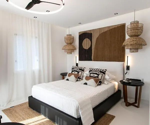 Eden Beachfront Residences & アパートホテル 4*