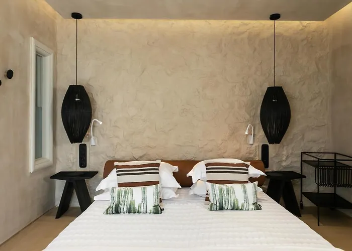 アパートホテル Eden Beachfront Residences & 4*