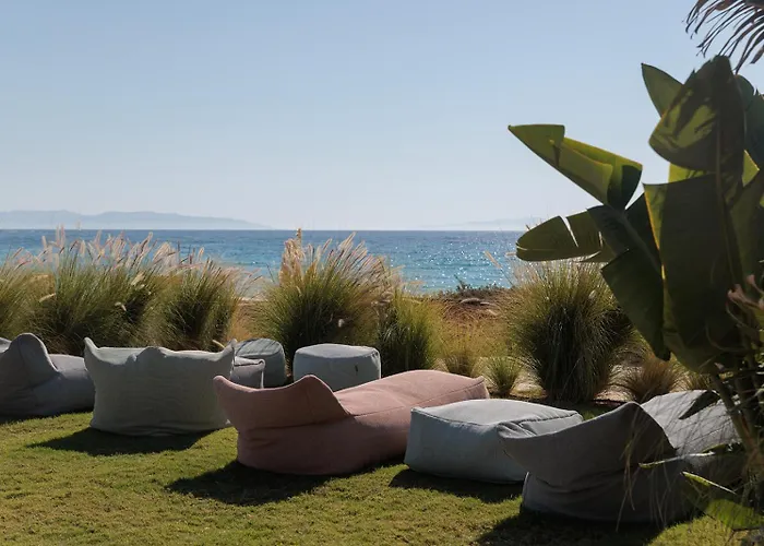 Eden Beachfront Residences & Apart Otel 4*