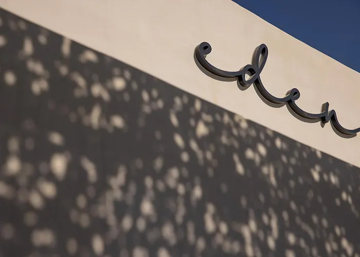 アパートホテル Eden Beachfront Residences &